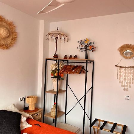 B&B Casa Louisa, Torre Del Mar- Valleniza Велес Экстерьер фото