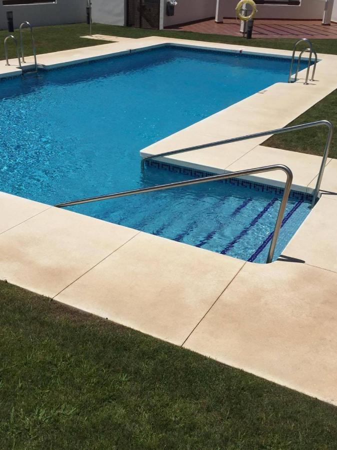 B&B Casa Louisa, Torre Del Mar- Valleniza Велес Номер фото