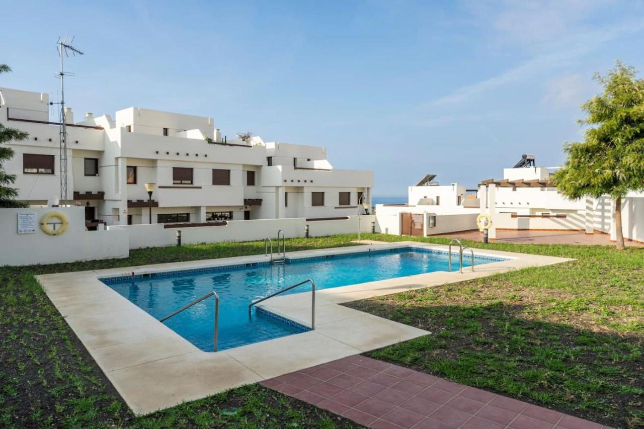 B&B Casa Louisa, Torre Del Mar- Valleniza Велес Номер фото