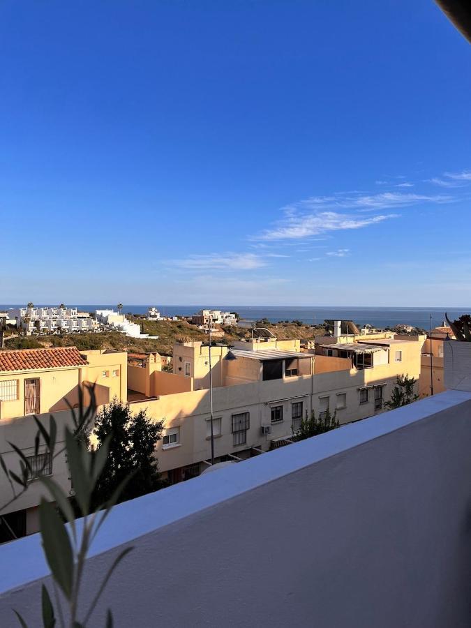 B&B Casa Louisa, Torre Del Mar- Valleniza Велес Экстерьер фото